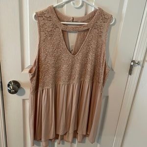 Torrid size 3 super soft peach